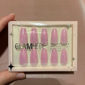 Glamnetic press on nails in Juicy